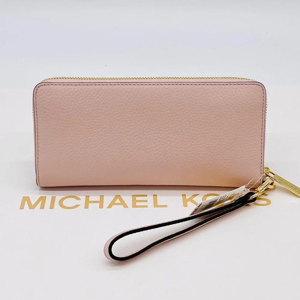 Michael Kors Large Continental Wallet Wristlet - Picture 2 of 8